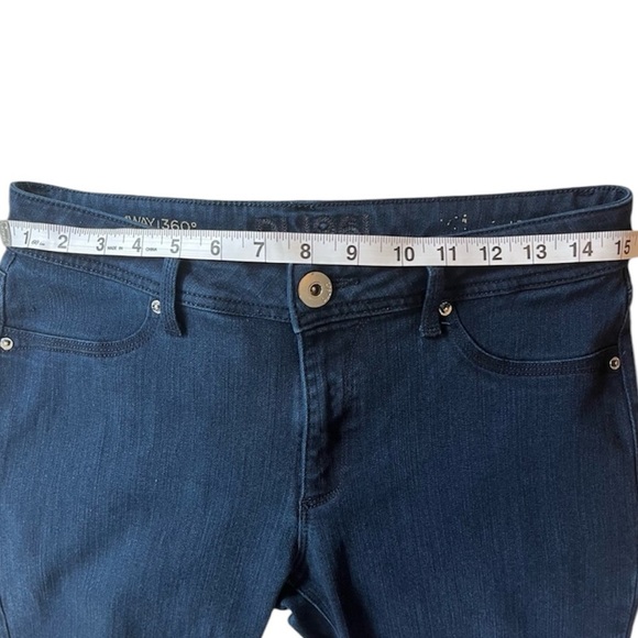 DL 1961 Emma Legging Skinny Women’s Size 29 in Flatiron Dark Wash Premium Jean - Picture 8 of 9